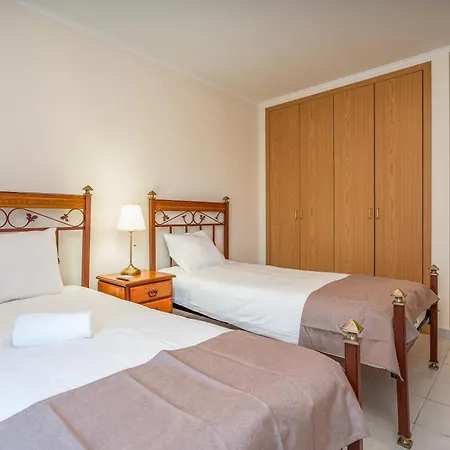 Cool Motion Rocha T2 Apartment *