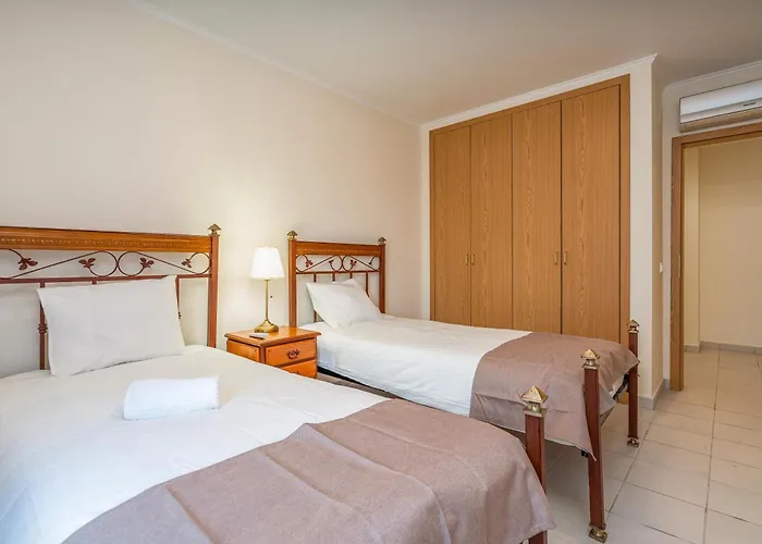 Cool Motion Rocha T2 Apartment *