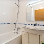 Cool Motion Rocha T2 Appartement