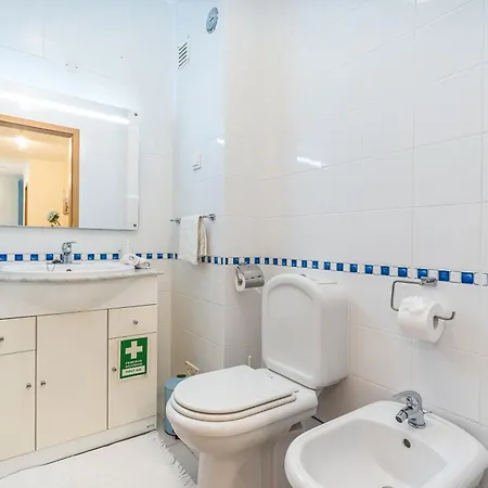 Cool Motion Rocha T2 Apartment