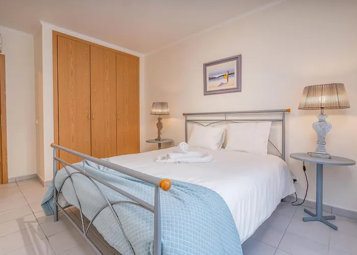 Cool Motion Rocha T2 アパート *